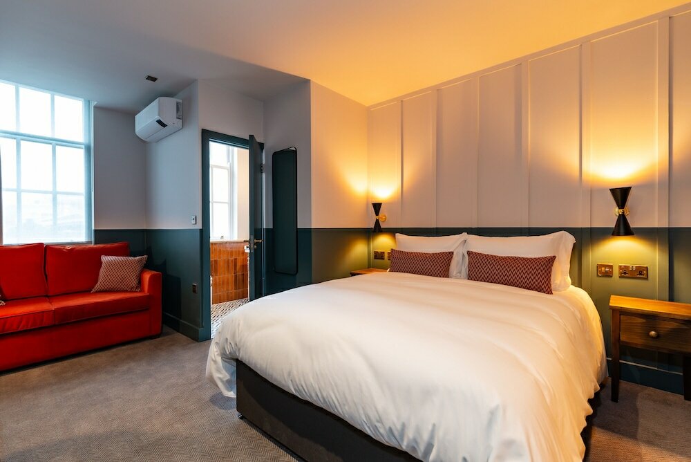 Фото The Pride of Paddington