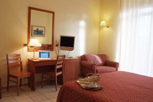Hotel Adria (Apulia, Foggia, Via Zuppetta, 10), hotel