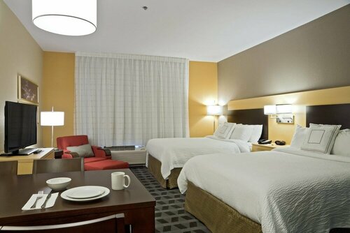 Гостиница TownePlace Suites by Marriott Dodge City в Додж-Сити