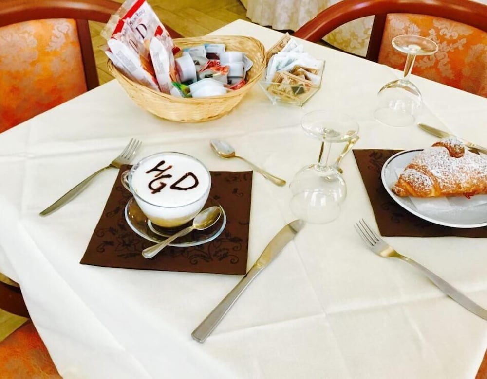 Фото Hotel Grazia Deledda