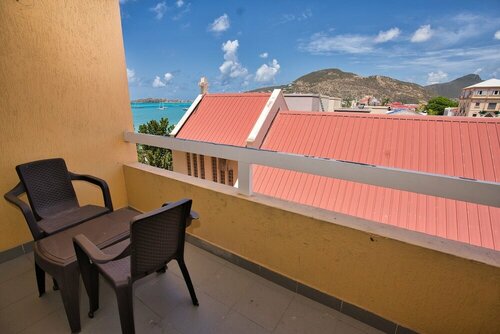 Гостиница Horizon View Beach Hotel в Синт-Мартене