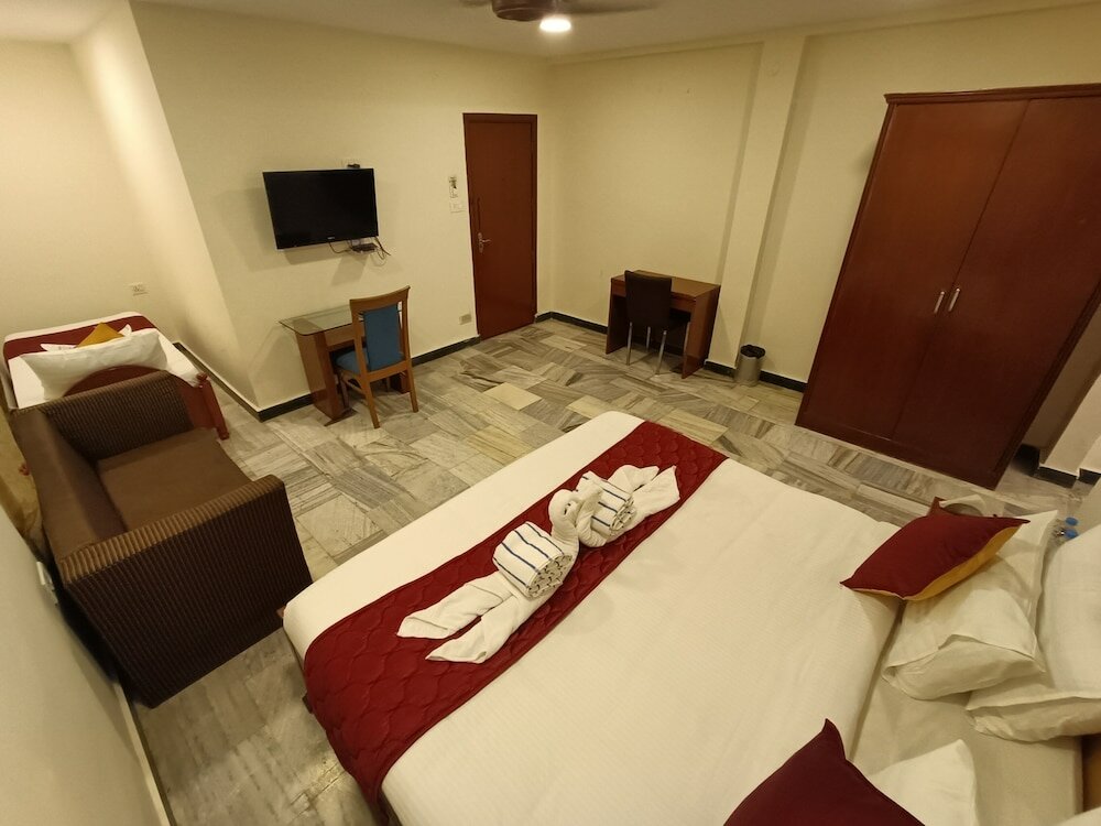 Фото Gt Grande Hotel-Near Us Consulate