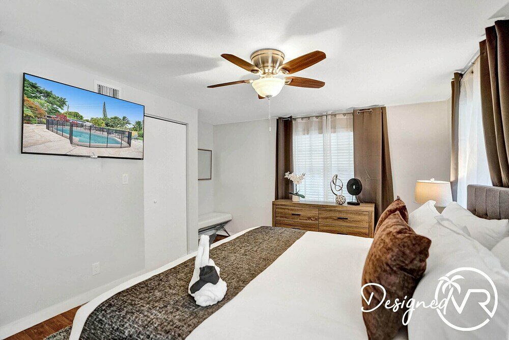 Фото Amazing 4br with Private Heated Pool