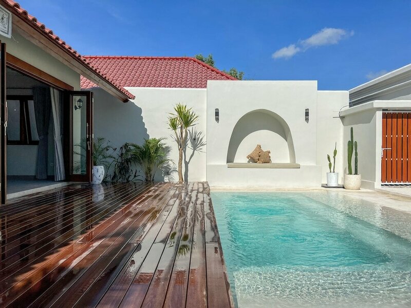 Гостиница Moana Villa & Suites Bingin