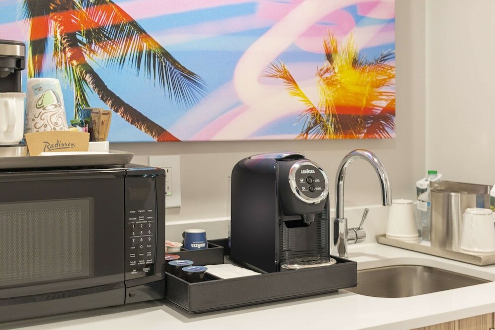 Фото Radisson Resort Miami Beach