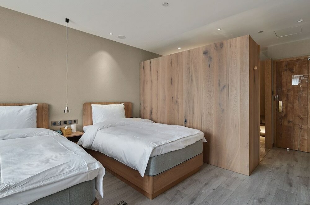 Фото Ebo Hotel Hangzhou Wulinmen