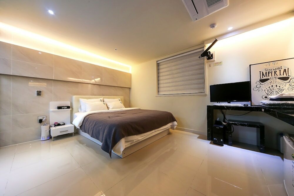 Фото Black Hotel