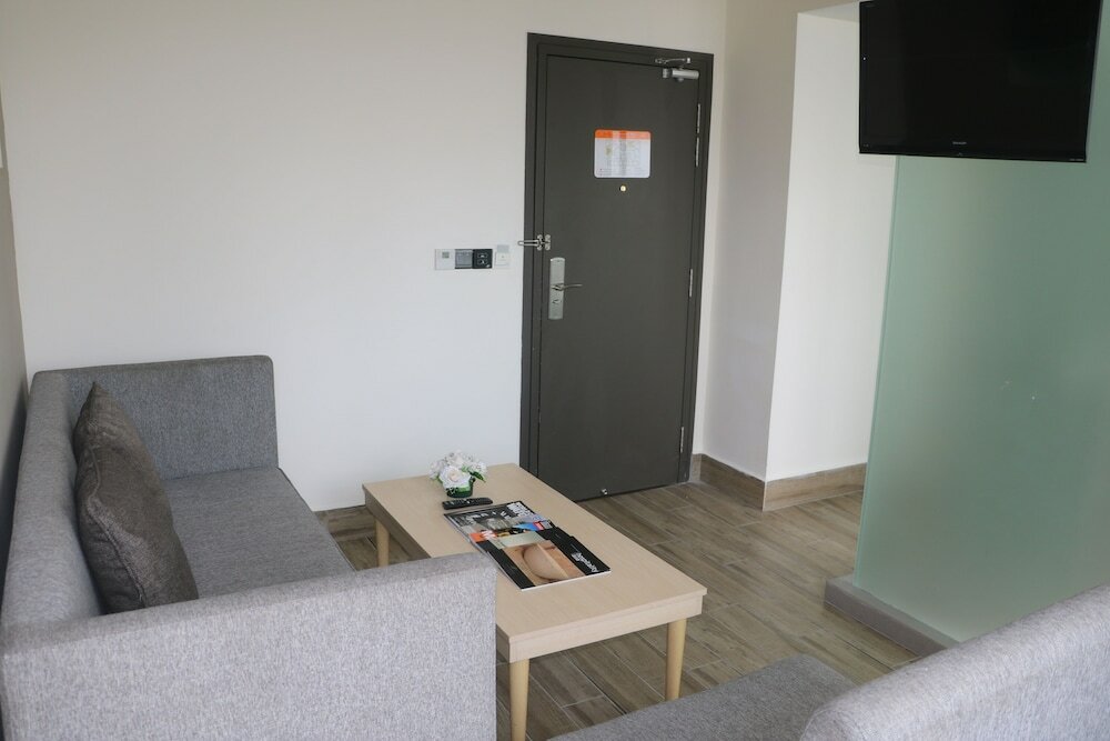 Фото Pacific Express Hotel Central Market