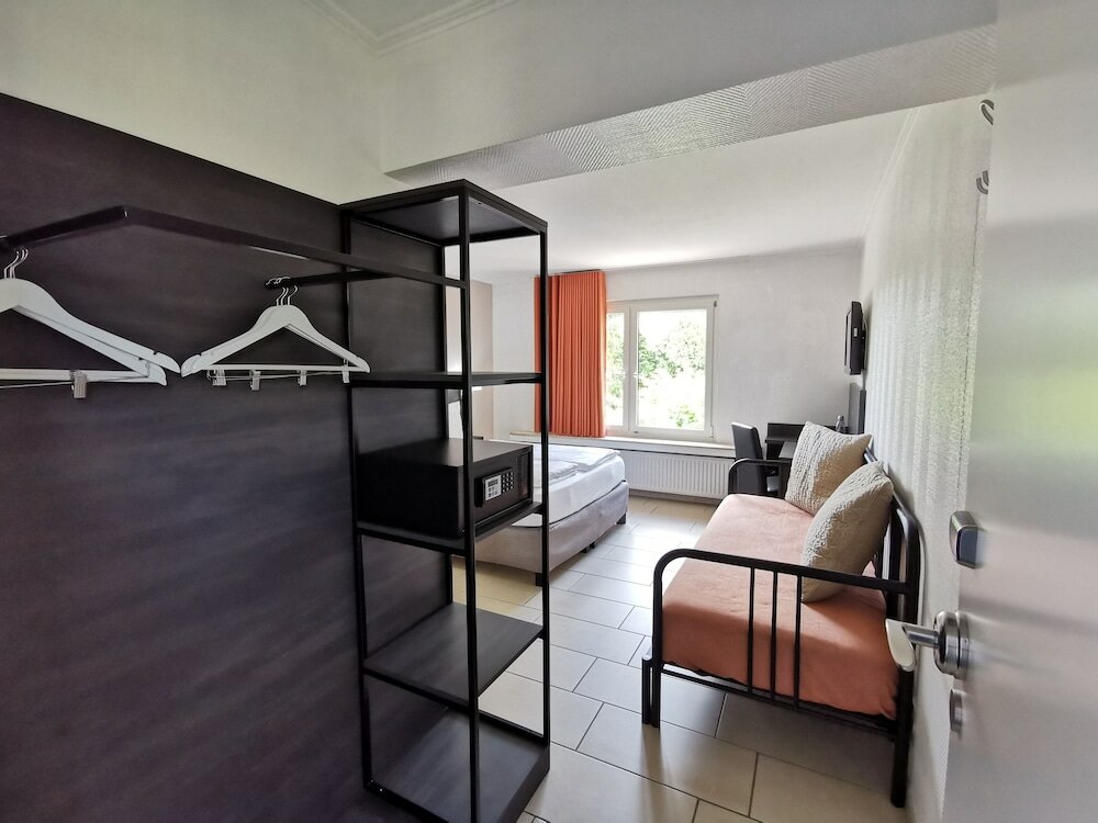 Фото Bivius Eat & Sleep