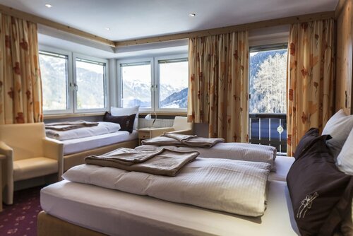 Внешний вид отеля Arpuria l hidden luxury mountain home Adults friendly в Санкт-Антон-ам-Арльберге, фото 4