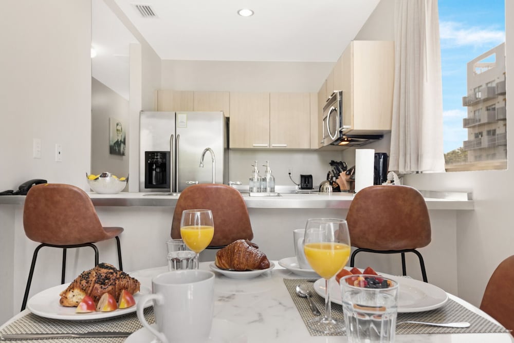 Фото Roami at Habitat Brickell