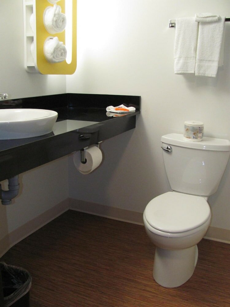 Фото Motel 6 Airdrie, Ab