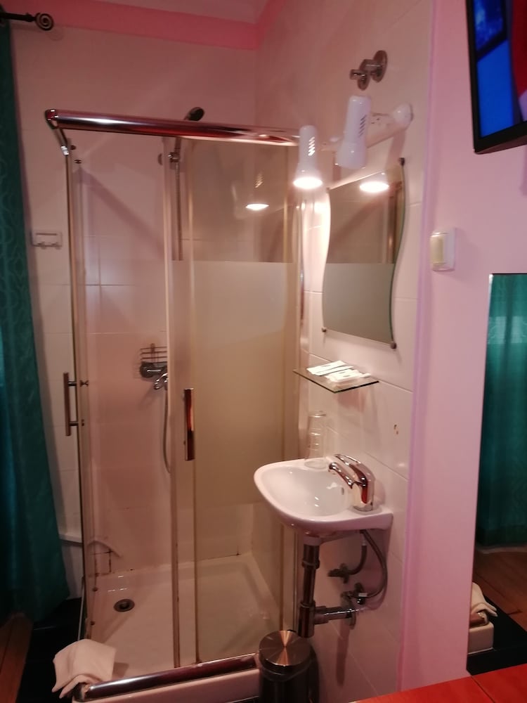 Фото Pensao Residencial Camoes