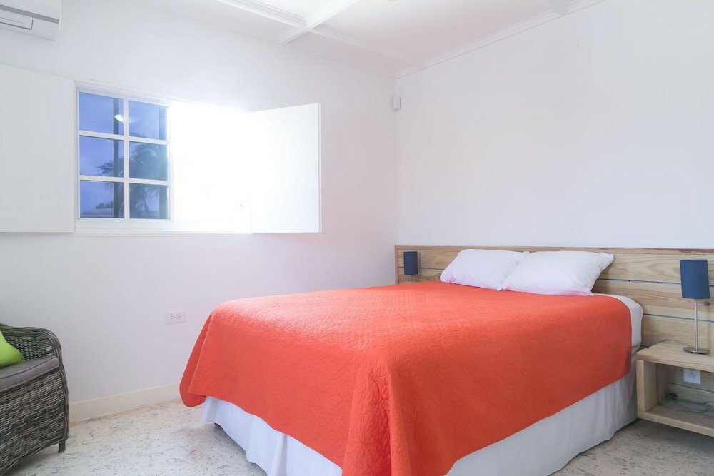 Фото Pauline's Apartments Aruba