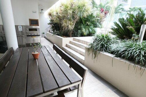 Гостиница Lanai Riverside Apartments в Маккае
