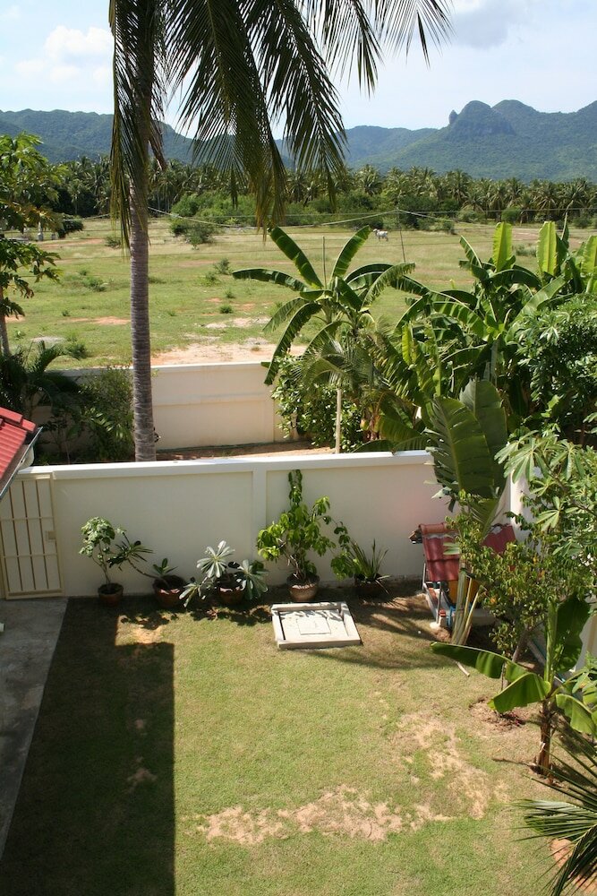 Фото Long Beach Inn