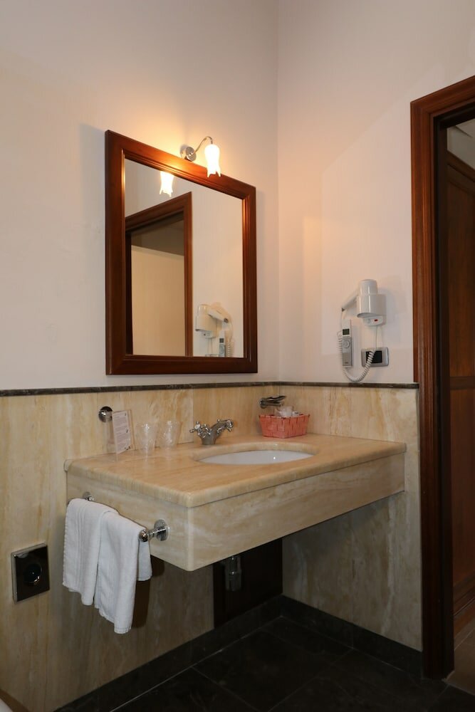 Фото Villa Lampedusa Hotel & Residence