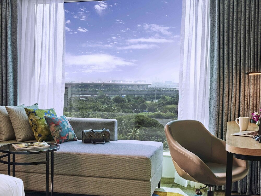 Фото Novotel Mumbai International Airport