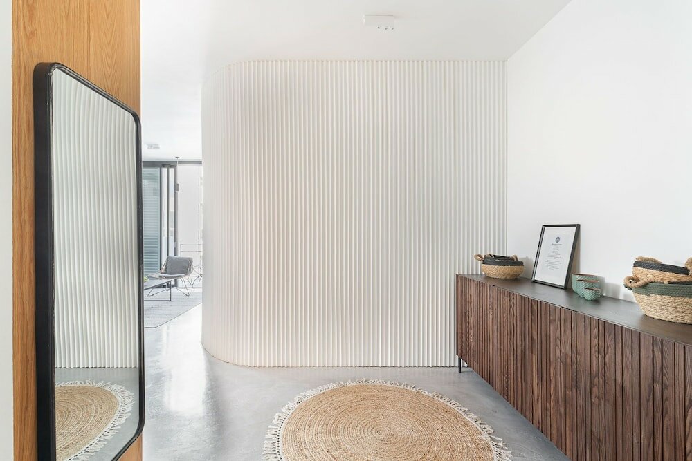 Фото Ecletic by Tlv2rent