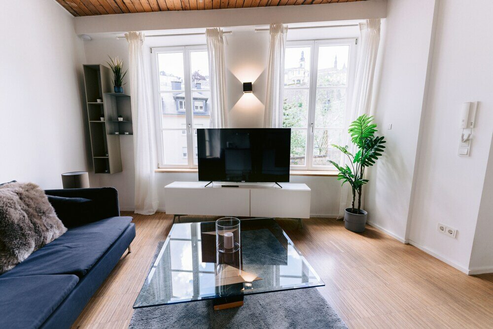 Фото Exquisite 1br Apt in Old Town w Balcony