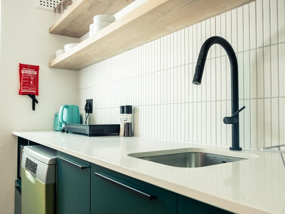 Фото Neighbourgood Hill