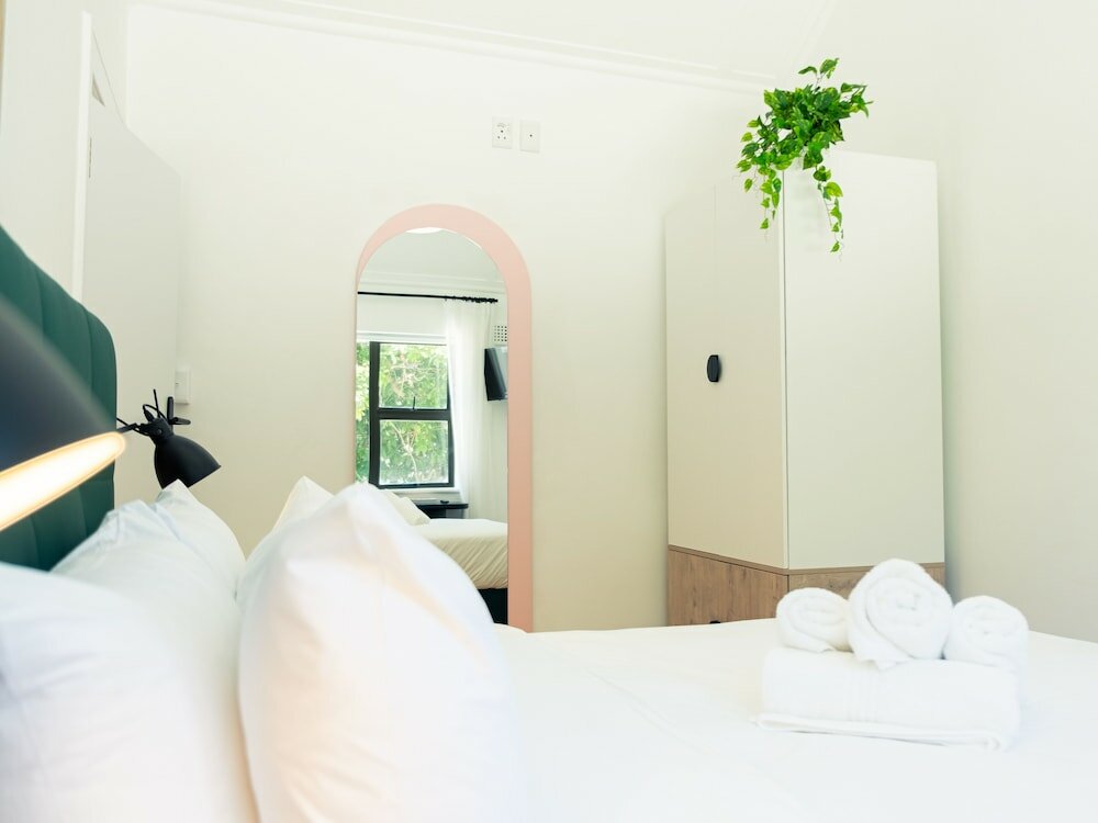 Фото Neighbourgood Hill