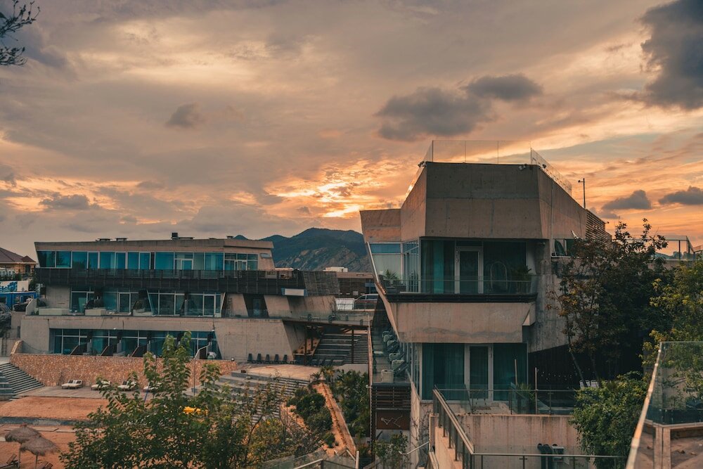 Фото Dalian Sishi Jingyu Beach Resort Hotel