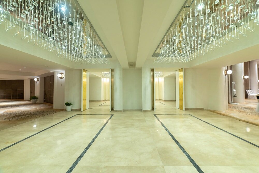 Фото Square hotel