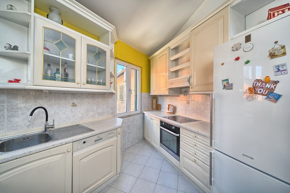 Фото Poetry House