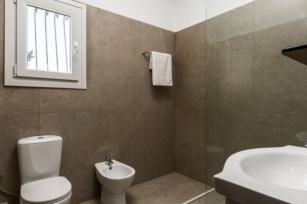 Фото Villa Anastasia by Konnect, Private Pool and Outdoor SPA Tub included