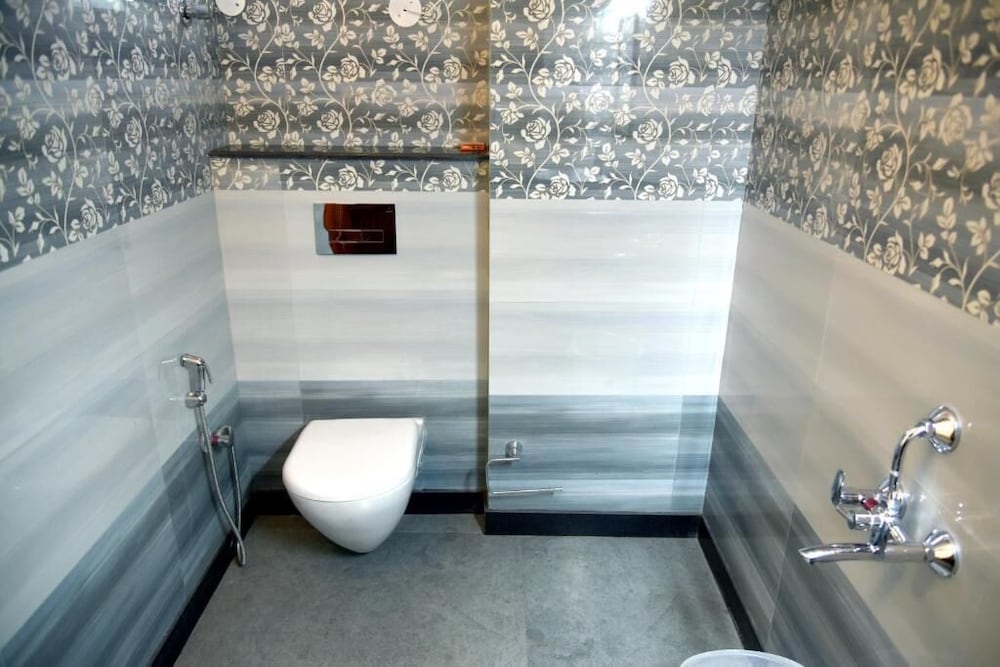 Фото Hotel Uphar