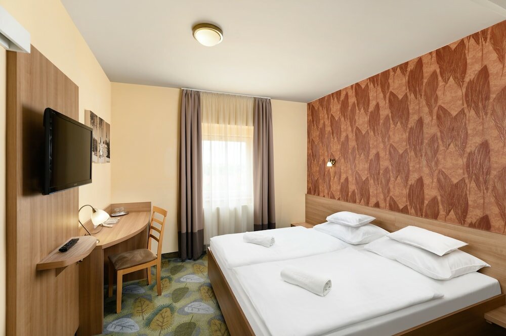 Фото Aranyhomok Business-City-Wellness Hotel