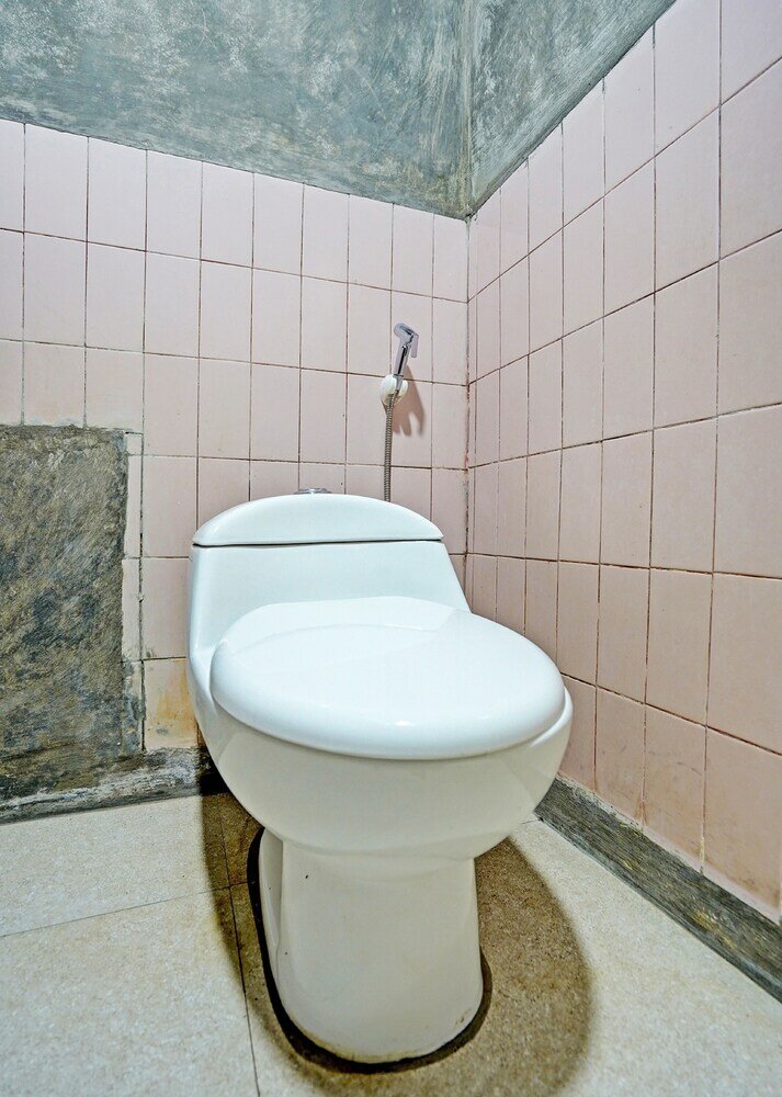 Фото Capital O 92162 Hotel Wisata Karya