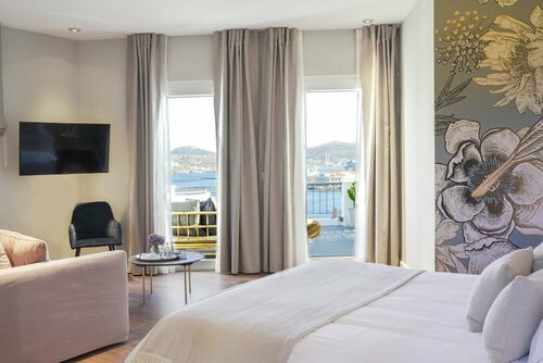 Гостиница Pafsilipon Suites в Эрмуполисе