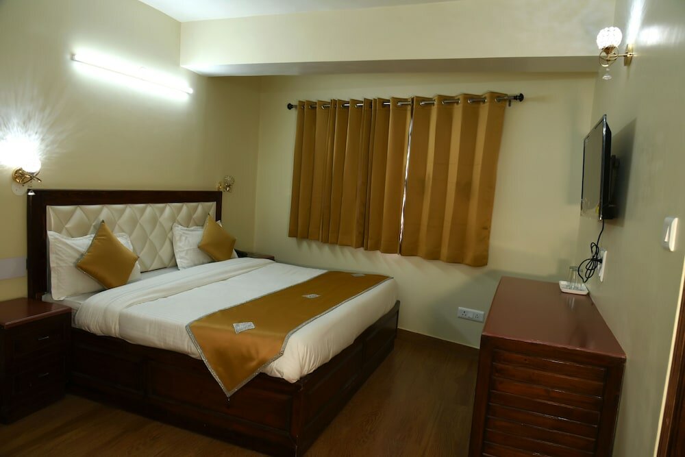 Фото Hotel Uphar