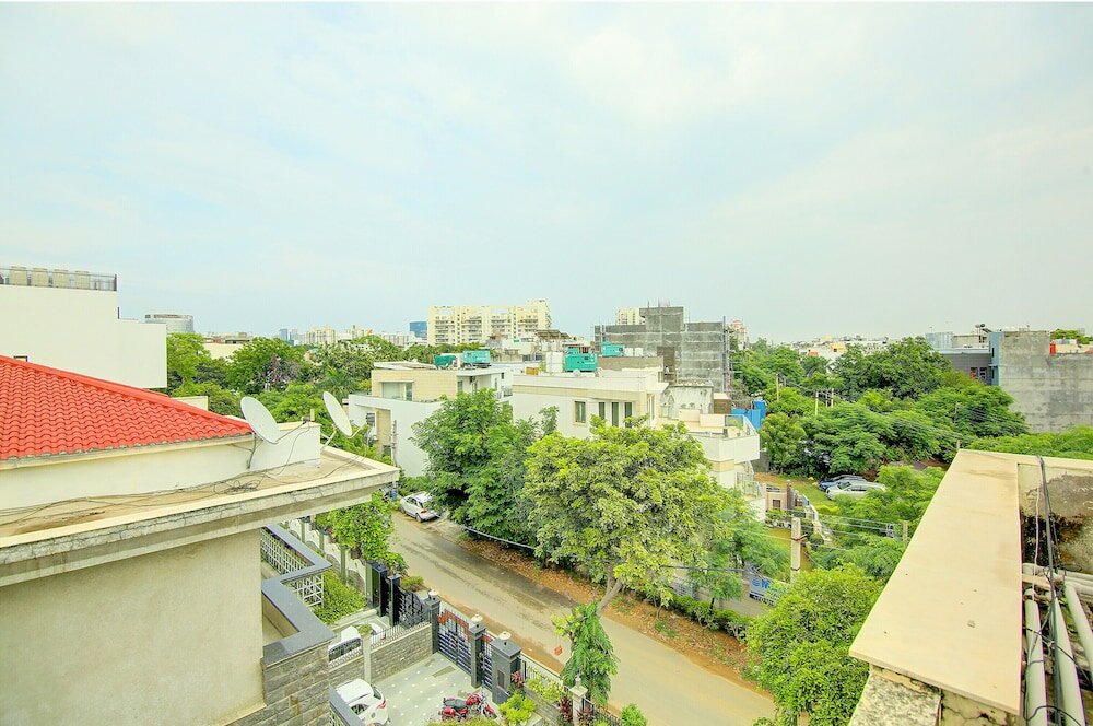 Фото Fabhotel Phoenix Hospitality