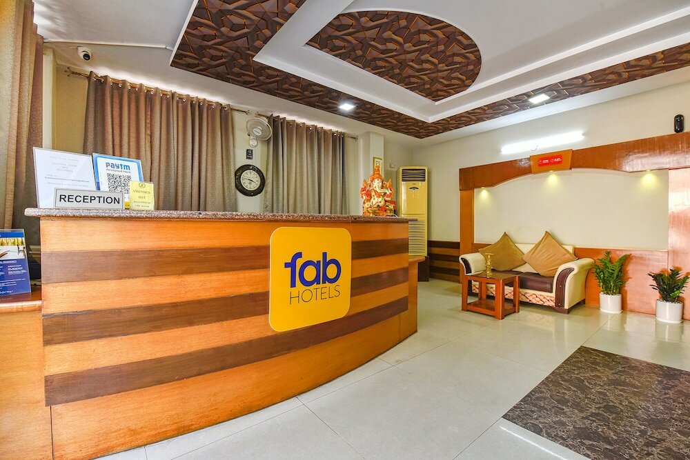 Фото Fabhotel Royal Residency