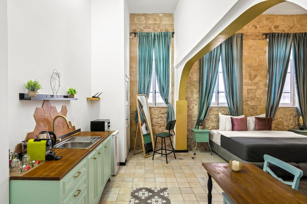 Фото Helios Boutique Suites by La Finca Hotel