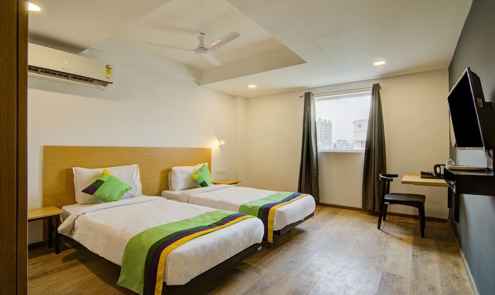 Фото отеля 2