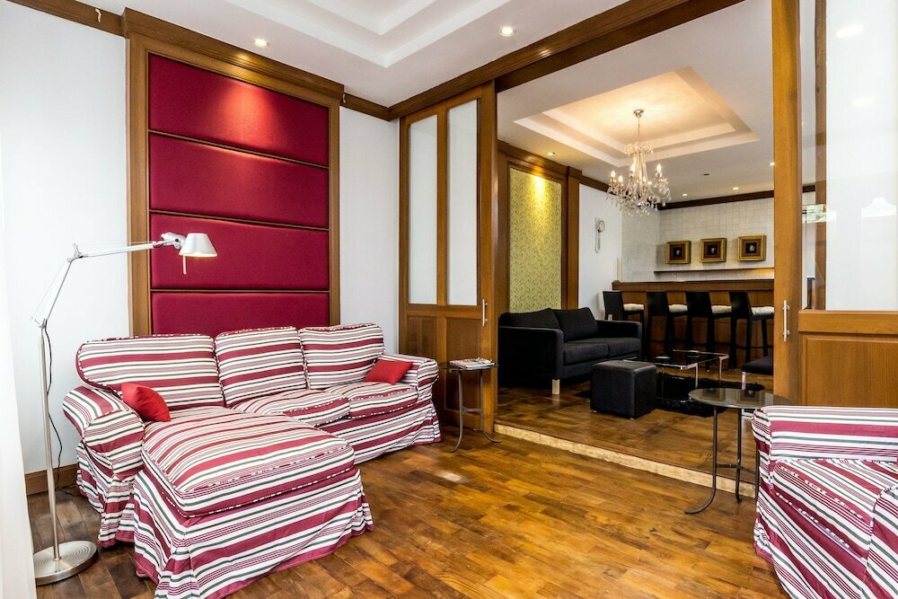 Hotel Wonderful & Central Dasiri Townhouse 5br, Bangkok, photo