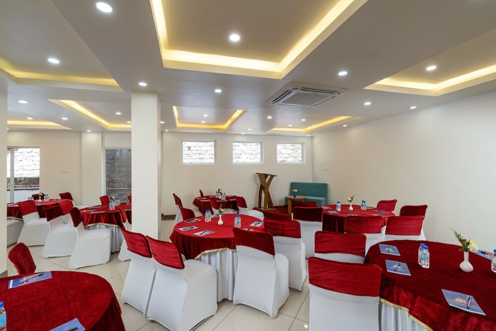 Фото Hotel The Chabal