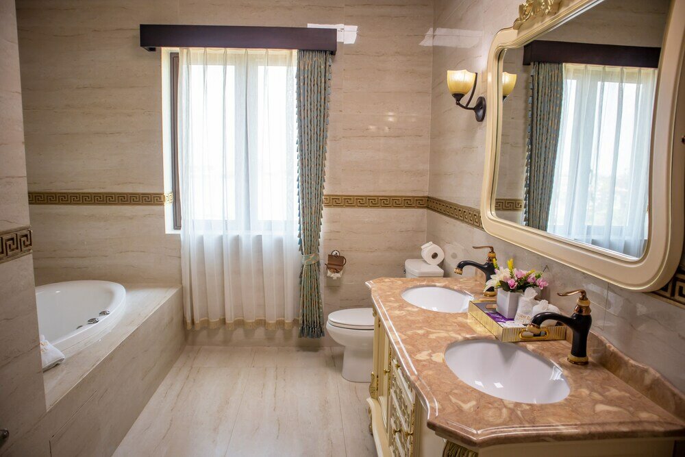 Фото Golden Bay Belize Hotel