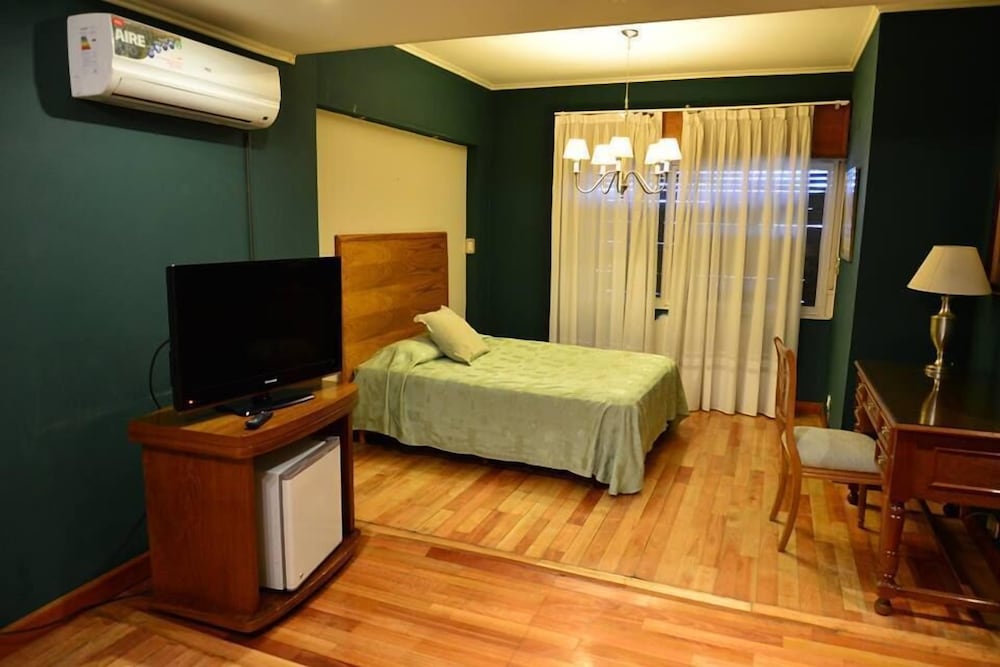 Фото Gran Hotel Mercedes