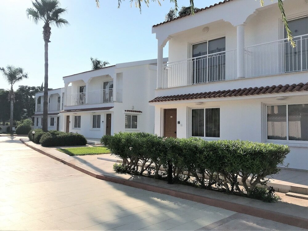 Фото Fig Tree Z Holiday Villas