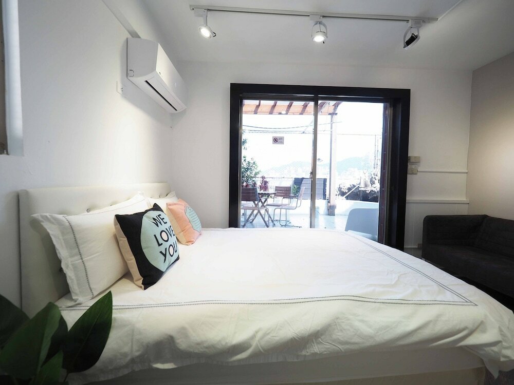 Фото Yongchun Mrt Station