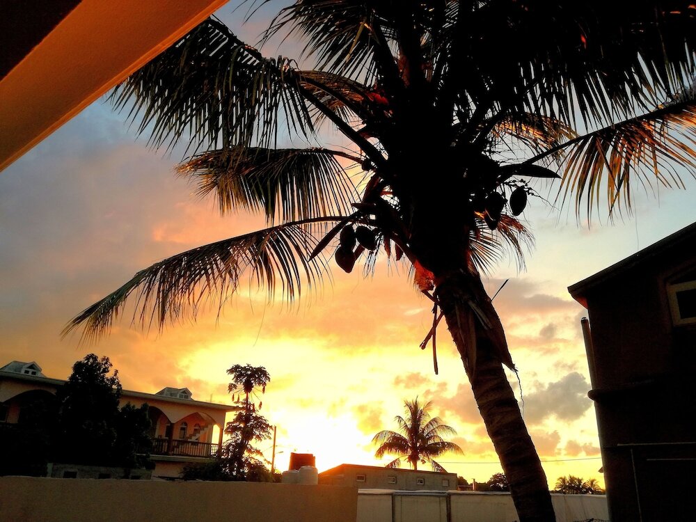 Фото St Exupéry chambre d'hôtes