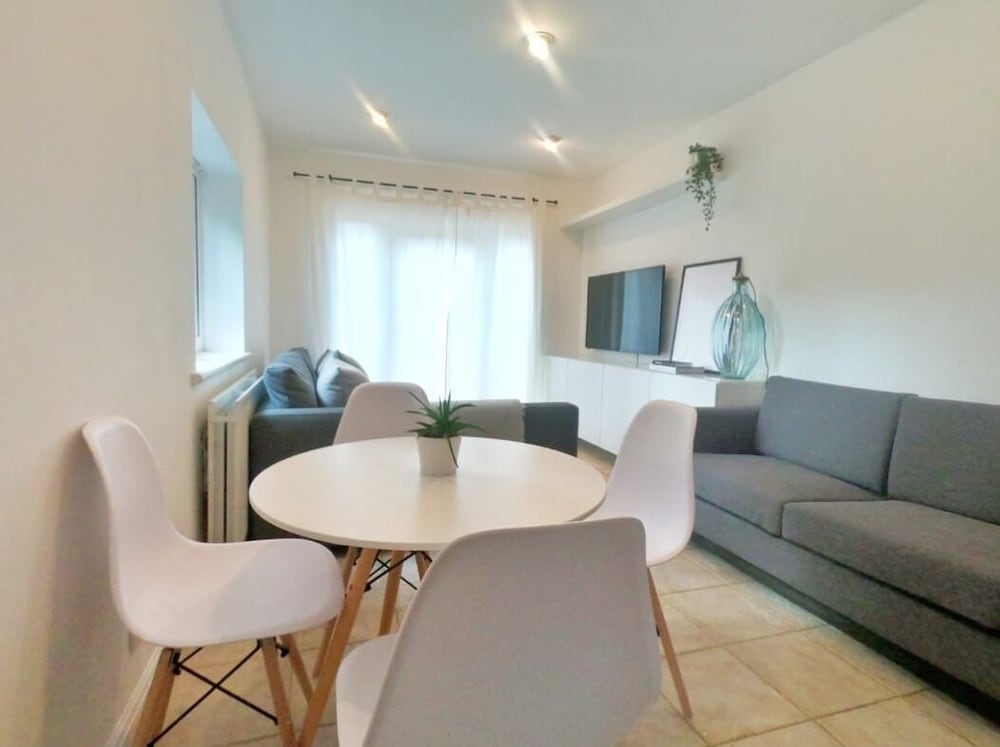 Фото Charming Oxford Apartments