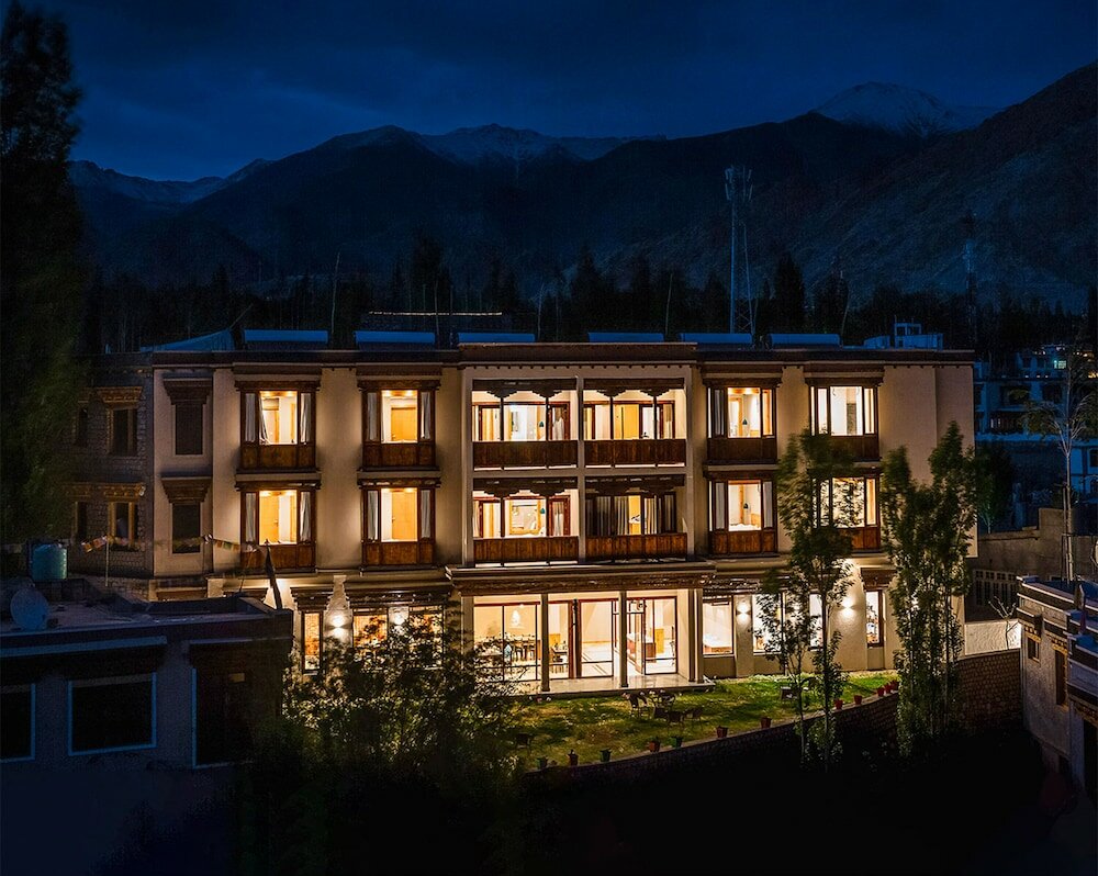 Фото отеля 1