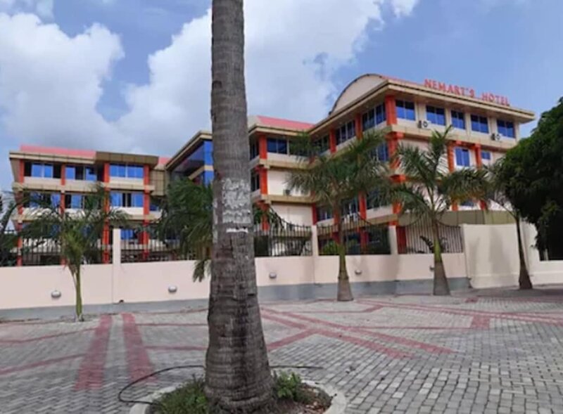 Гостиница Nemarts Hotel