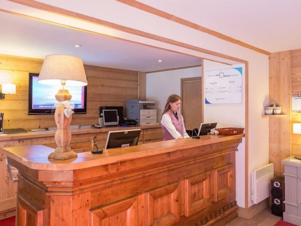 Фото Résidence Les Chalets du Forum 1850